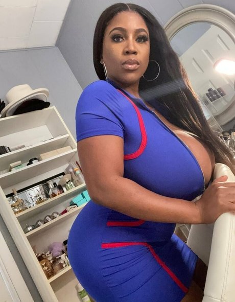 clubmaseratixxx only fans nude