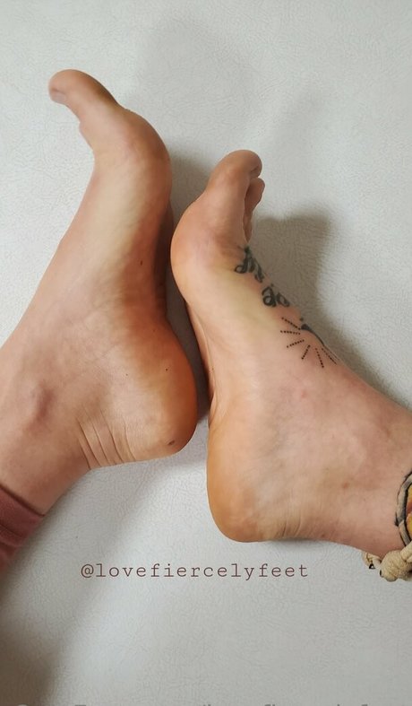 lovefiercelyfeet ass onlyfans