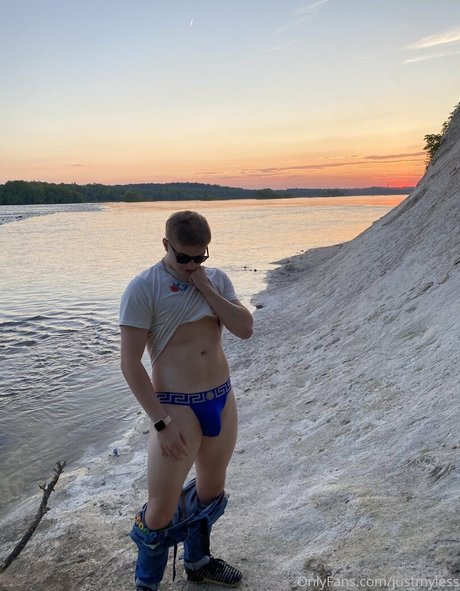 justmyless onlyfans pics nude