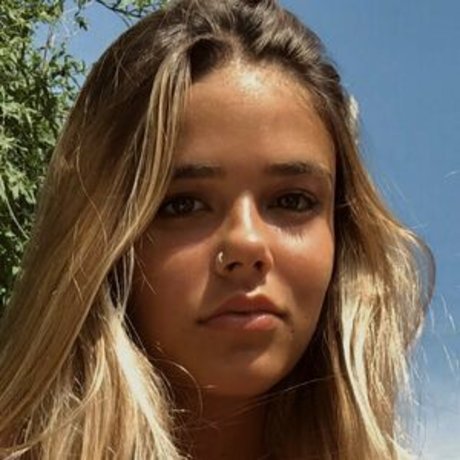 Caro Nigro en onlyfans