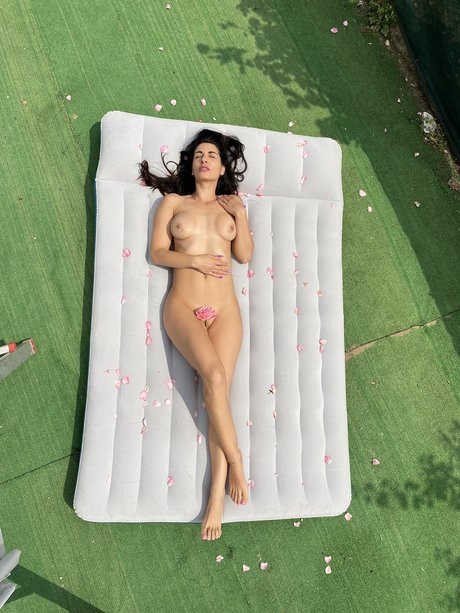 Sara Your Dream_ onlyfans pics