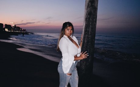 Amanda F onlyfans photos