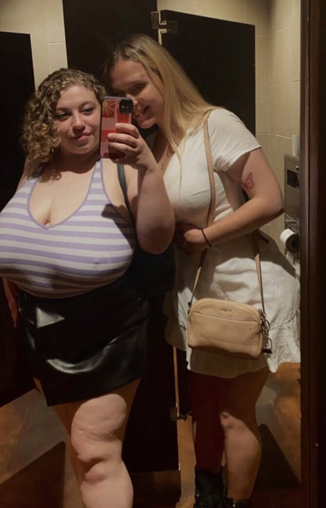 Sophia A only fans review