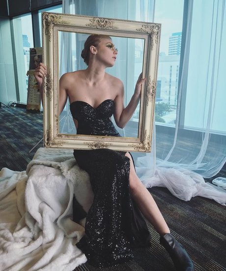 Sydney Poniewaz onlyfans porn leaked