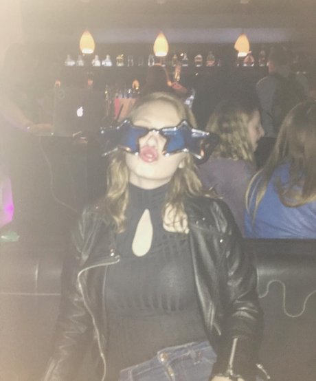 Sydney Poniewaz onlyfans naked