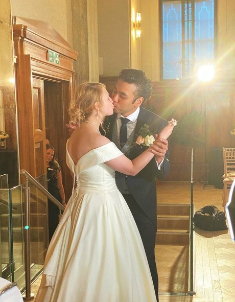 Sydney Poniewaz Profile pic