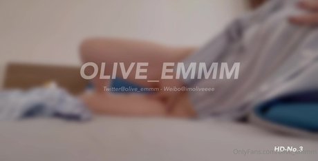 olive emmm onlyfans boobs