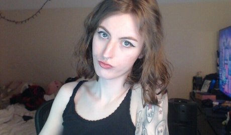 littledeadfairy nude onlyfans pics