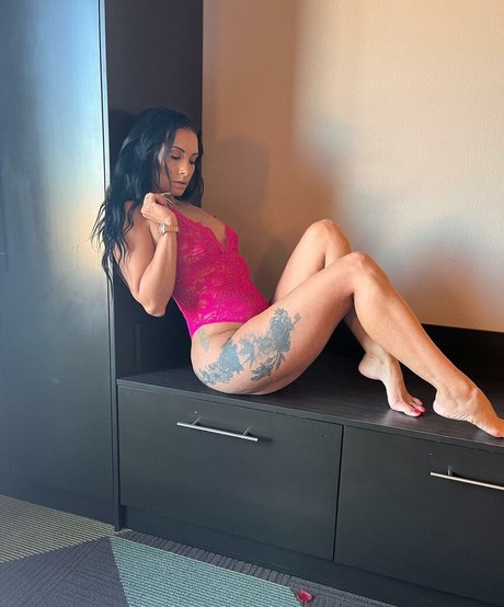 Shaina Wiggins hot onlyfans