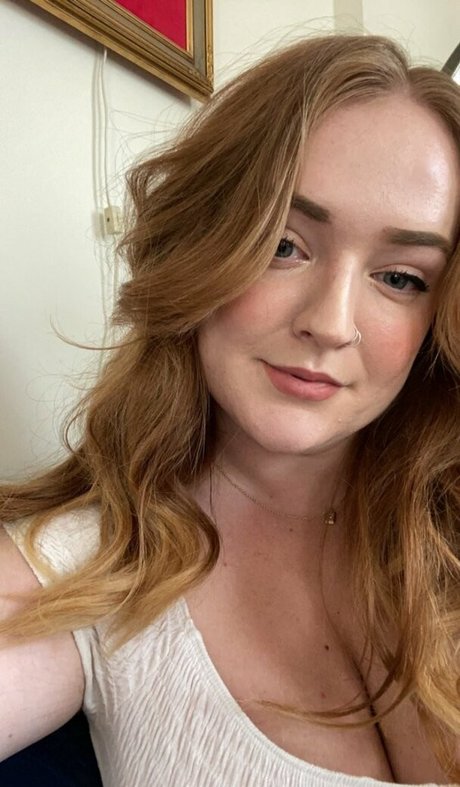 Cayley M onlyfans model images