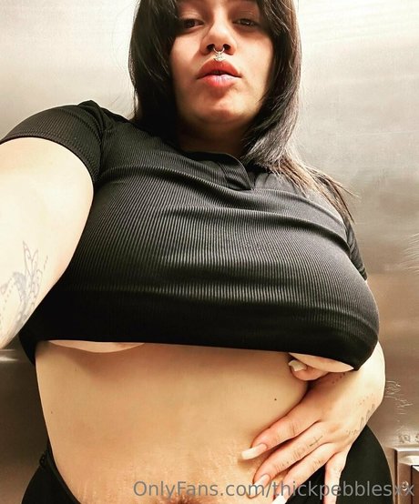 thickpebblesxx onlyfans nudes