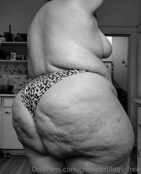 cremebrulegs free nsfw onlyfans