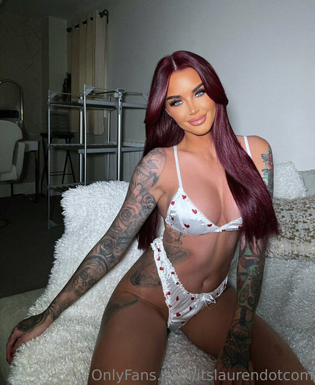 Itslaurendotcom nude onlyfans leaks