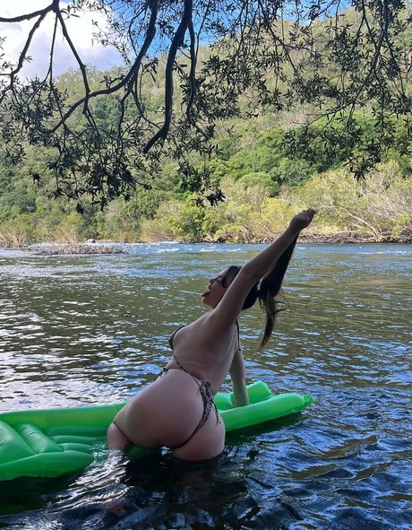 chanelcumella onlyfans leak nudes