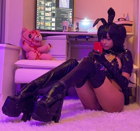 Reina Delic free only fans