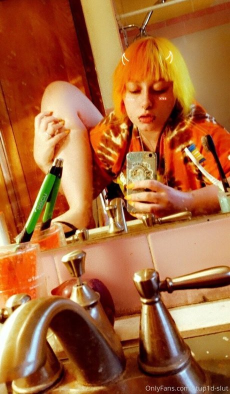 stup1d slut onlyfans nude leak