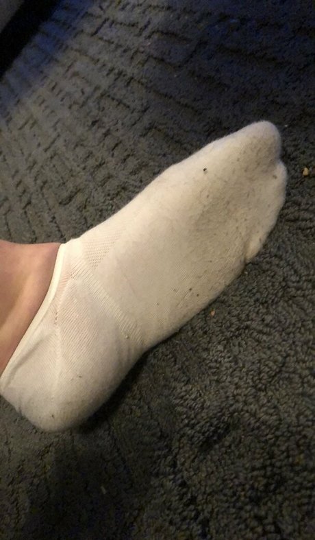 oliviafeetqueen onlyfans leake