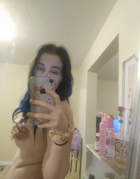 glitterbby21 Profile pic