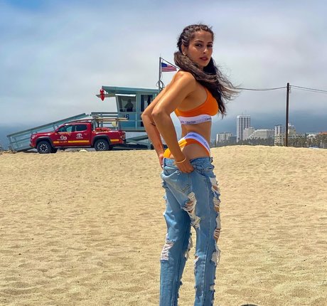 Simmi Singh leaked onlyfans nudes