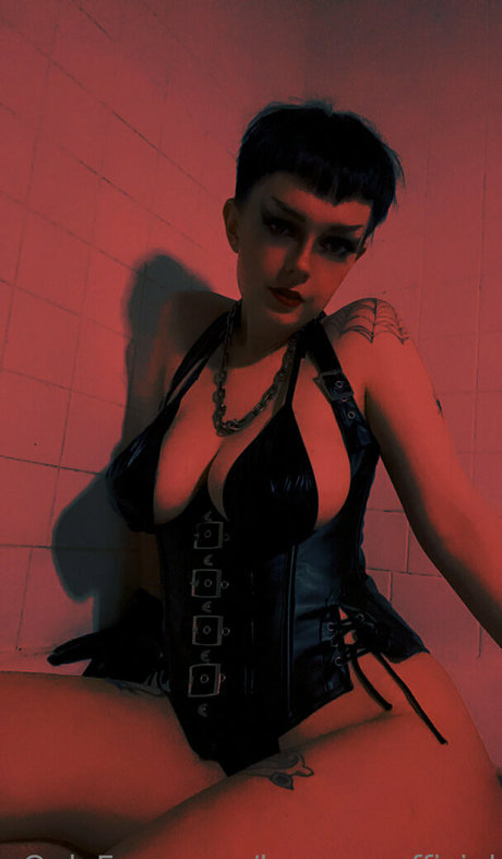 karnagequeen onlyfans x