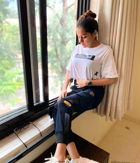 Simran Kaur Hundal nudes only fans