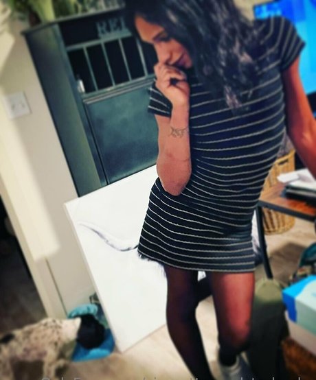 cigarettesandstarbucks onlyfans.