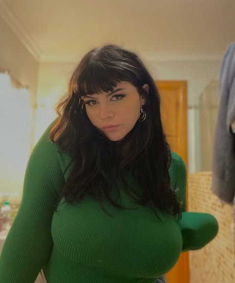 ladle tsunade leaks only fans