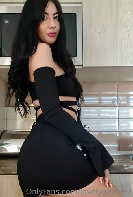 lovelygirls092 onlyfans leaks