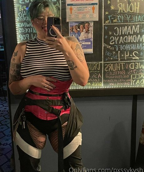 pxssykvsh boobs onlyfans