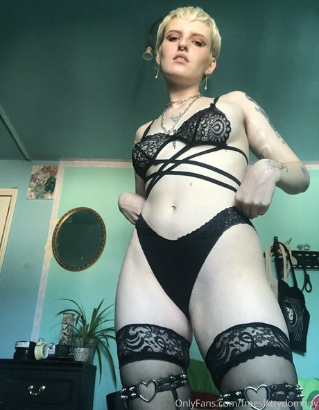 freeslxttydomboy onlyfans naked leak