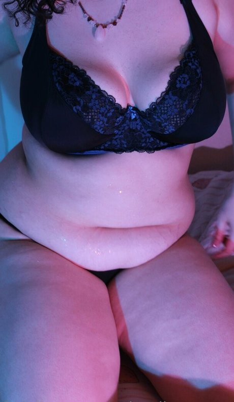 aphroditetummy onlyfans nude