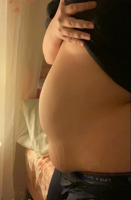 aphroditetummy leaked onlyfans nudes