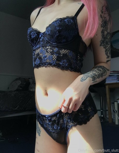 butt slutt only fans pic