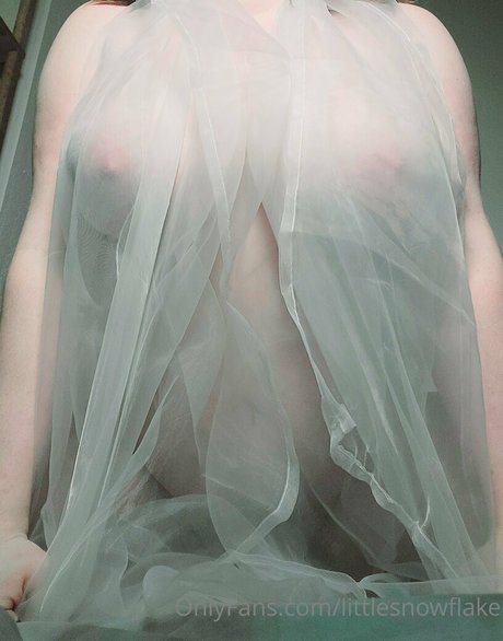 littlesnowflake onlyfans gratis
