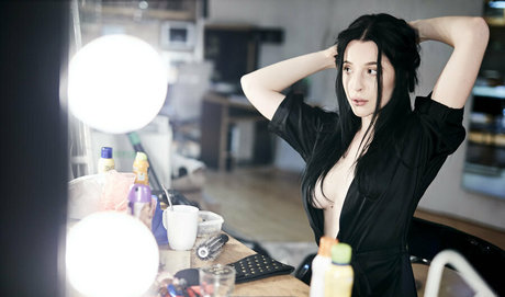 heyitsquinn onlyfans nude content