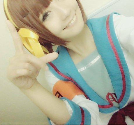 ayame apricot onlyfans topless