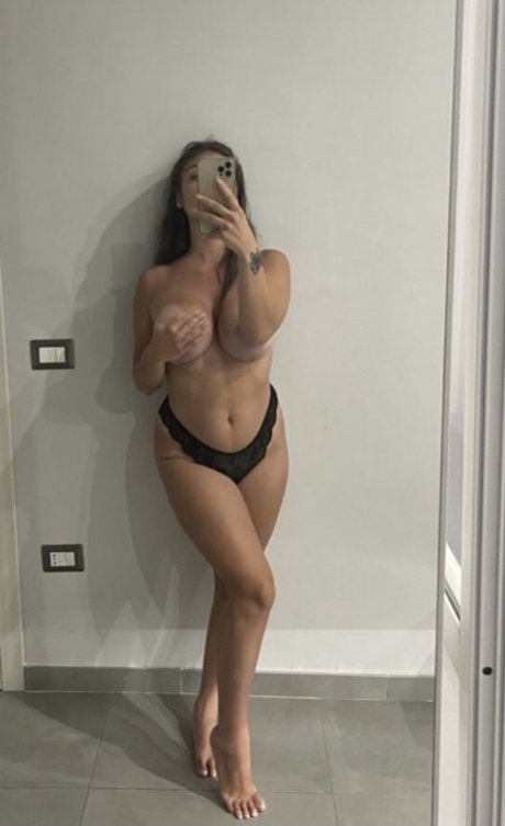 Annarita Esposito onlyfans mega