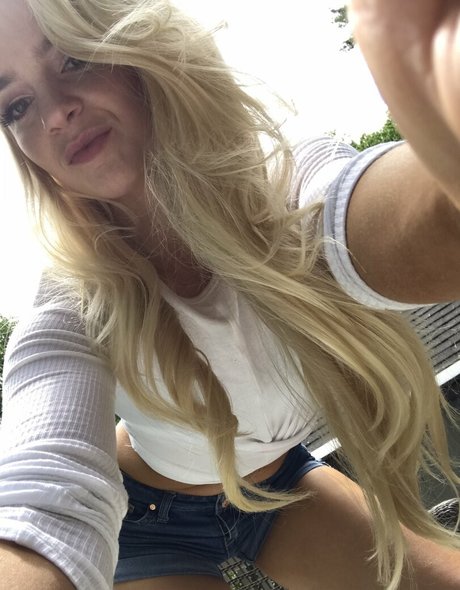 Mandy Marx onlyfans model