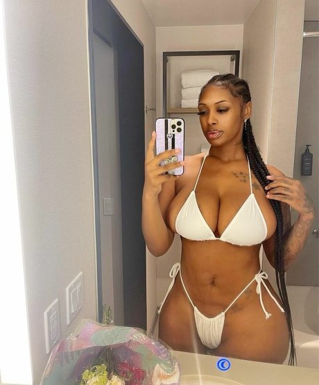 NonnieBaby naked onlyfans leaks