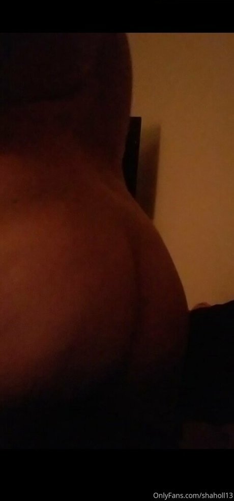 shaholl13 Profile pic