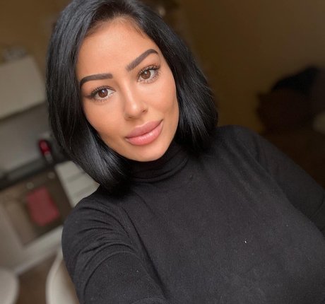 monicasuarez onlyfans uncensored