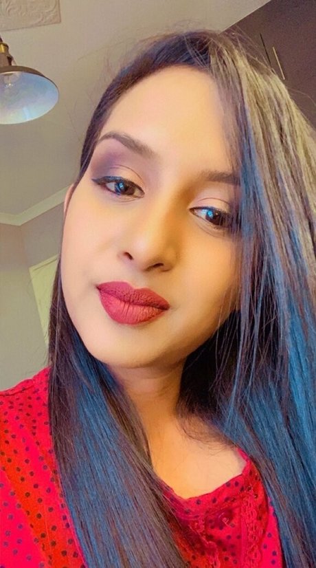 thequeentrish onlyfans free porn