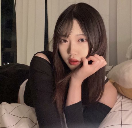 arikills onlyfans strip tease