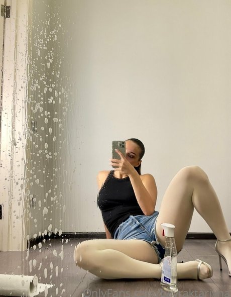 bayraktarivna onlyfans photos