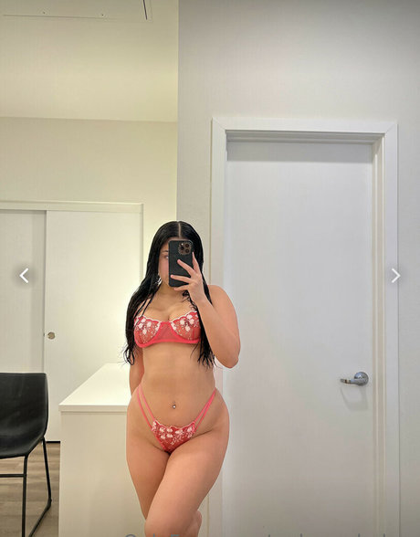 aaliyahrmorales onlyfans leak ass