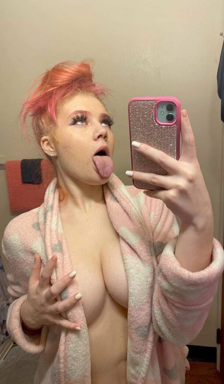 miss2prettyt onlyfans content leaked