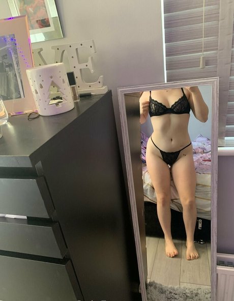 deliriousvirgo free onlyfans