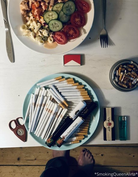 smokingqueenalina onlyfans fotos