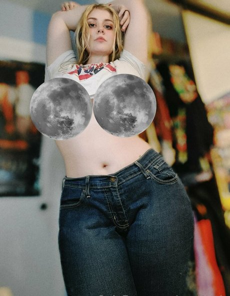 cynthetic onlyfans nude content