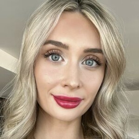 Emma Amelia onlyfans leak xxx